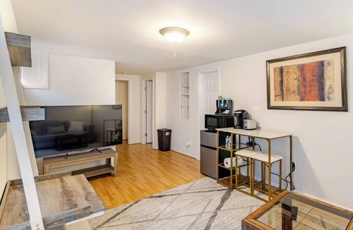 Eastport House | 5 bedroom house with EV charger Near Downtown Annapolis