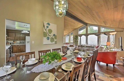 Bridle Trails House | 5 ⭐ Big 7BR house, Indoor Cinema near Wineries, Beaches, Golf