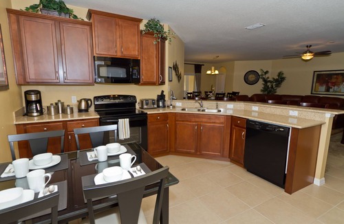 West Kissimmee Villa | 5 Star Luxury Vacation Villa-South Facing Pool - Summer Special!
