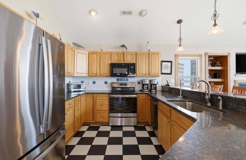 South Nags Head House | 5727- Whalebone Station - South Nags Head Oceanfront Escape Sleeps 18