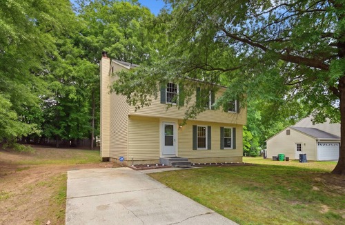 Fort Washington House | 5BR - Sleeps 12 Near DC, MGM, National Harbor, Gaylord, Navy Yard
