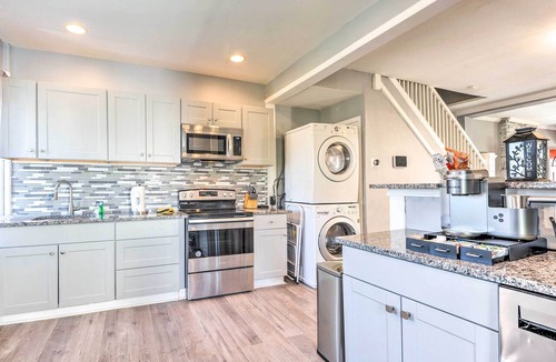 Westfield Cottage | 6 Mi to Inner Harbor - Family Home w/Fenced Yard!