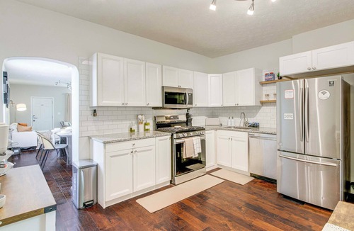 Columbus Cottage | 6 Mi to Ohio State: Walkable Home in S Columbus!