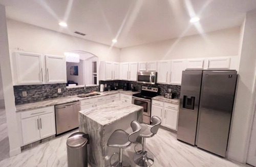 Solana House | 6br 6ba Modern Villa is Perfect for Your Vacation!