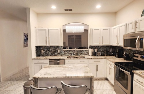 Solana House | 6br 6ba Modern Villa is Perfect for Your Vacation!