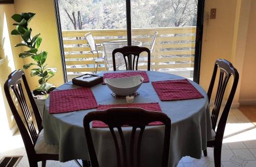 Rancho Calaveras House | A Great Riverfront Retreat a Shangri-La Paradize