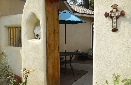 Taos Cottage | A Serene Spot in Downtown Taos!