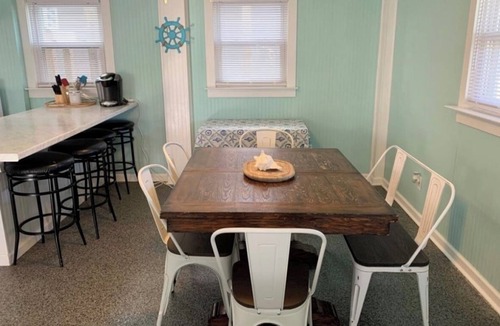 Topsail Beach Cottage | Adorable 5-bedroom cottage/duplex in quaint Topsail Beach! You get both units!