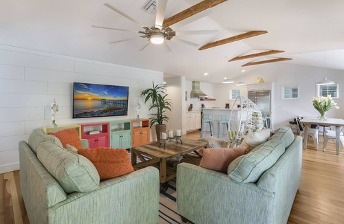 Anna Maria Cottage | Adorable Cottage with Covered Balconies and Private Pool