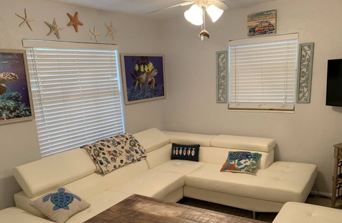 Whitney Beach Villa | ADORABLE LOW COST PRIVATE 1BR VILLA- 1.5 blocks to BEACH- at GREAT prices!!