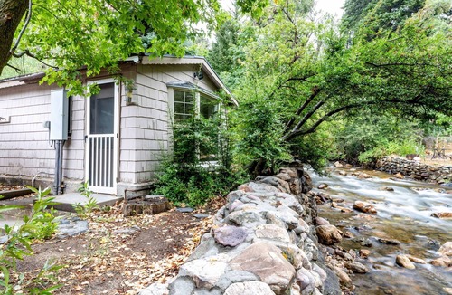 Snowbird Apartment | Adorable Studio Cabin on Big Cottonwood River