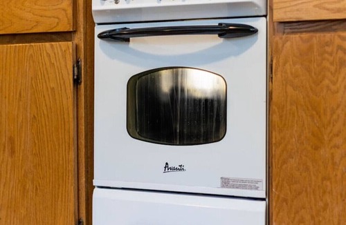 Snowbird Apartment | Adorable Studio Cabin on Big Cottonwood River