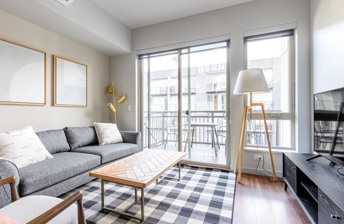Lower Queen Anne Apartment | Alexan 100, 100 Denny Way in Seattle