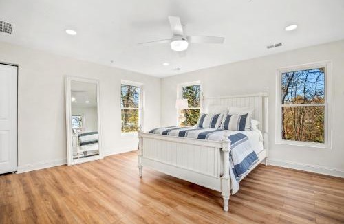 Wardour House | All Star Annapolis Retreat - Walk To Stadium