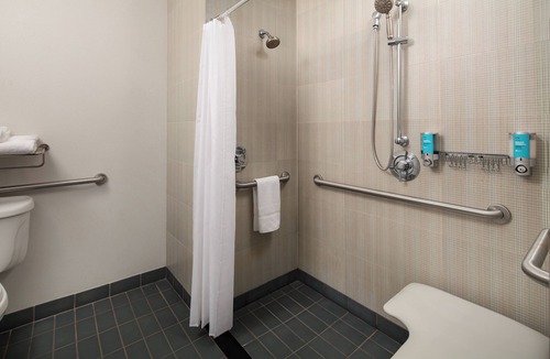 Linthicum Heights Hotel | Aloft by Marriott BWI Baltimore Washington International Airport