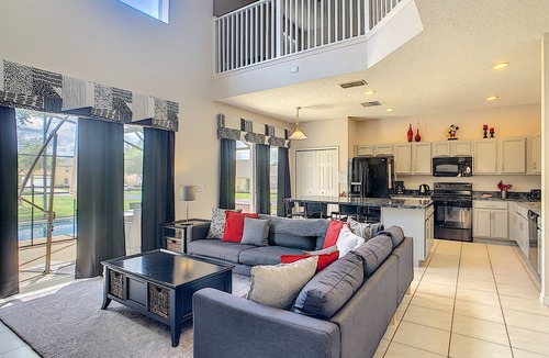 West Kissimmee House | ALWAYS FREE POOL HEAT - 3 miles to Disney, Emerald Island Resort - GAME ROOM
