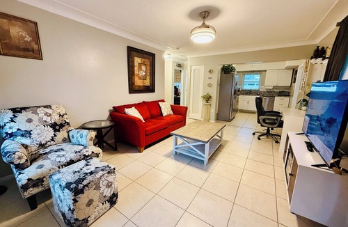 Bayou Oaks House | Always SeaSun, 2 bedroom Sleeps 5, Clean/Updated, Full Kitchen, Internet, Park