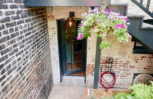 Capitol Hill Apartment | Amazing Location - Close to Union Station
