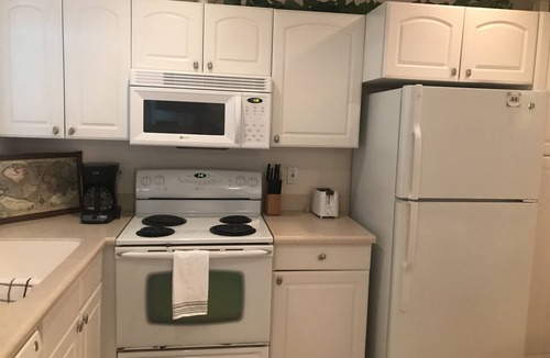 Cocoa Beach Condo | Amazing one bedroom direct ocean front condo with beautiful view of the ocean!