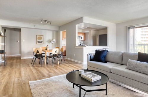 Crystal City Apartment | Amazing Pentagon City 2BR w/W/D & Gym, nr Metro, by Blueground