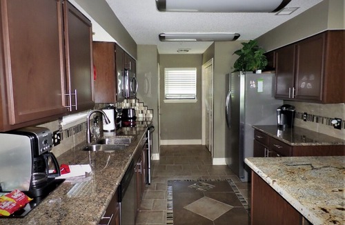 Branson Condo | Amazing Remodeled Luxury Condo-Heart of Branson-Indoor Pool-Large & Affordable