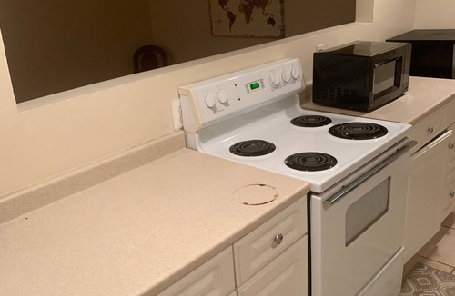 Northwest Apartment | An English Gem in Bloomingdale, NW, 9 blocks from Union Station@NOMA on red line