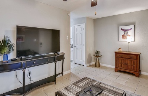 Galveston Condo | Anchor by Pleasure Pier #3: Updated Condo Community, Heart of the City