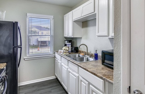 Galveston Condo | Anchor by Pleasure Pier #4: Updated Condo Community, Heart of the City