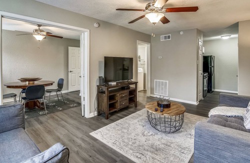 Galveston Condo | Anchor by Pleasure Pier #8: Updated Condo Community, Heart of the City