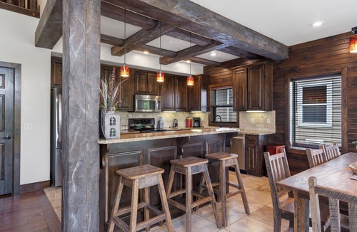 Lampe House | Angler's Getaway Boat Slip + Top Fishing Access with 4Bed Lakefront Home