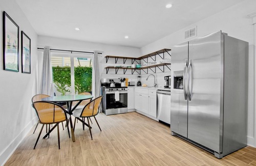 Anna Maria Villa | Anna Maria Island Bungalow with Pool! Across the street from Beach, near Pine Av