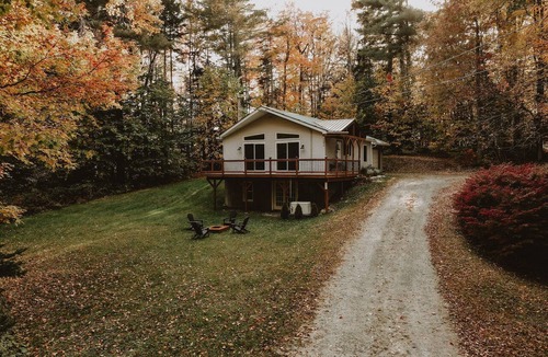 Stratton House | Antique Charm 8 Mins to Stratton 12 to Mt Snow