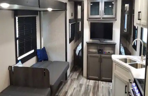 North Sarasota House | Arthur the Camper-Glamping Retreat