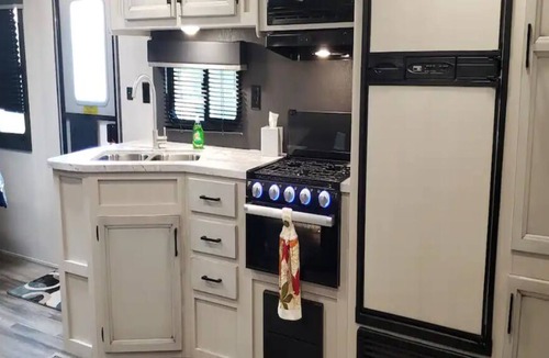 North Sarasota House | Arthur the Camper-Glamping Retreat