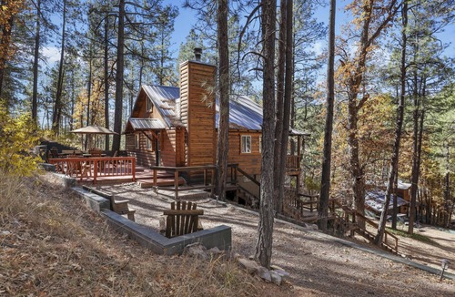 Payson Cabin | AVAILABLE for FALL🍁, Secluded Patio, min to Tonto National Forest! Private