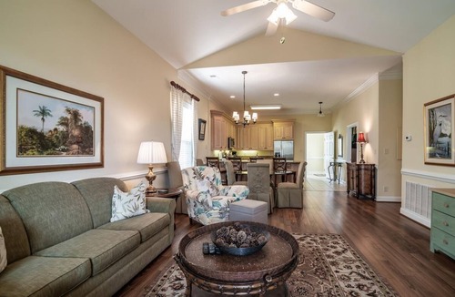 Pawleys Island Villa | Avian Forest Four Bedroom, Three Bath, Golf Villa