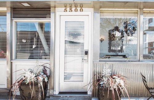 Old Ballard Hotel | Ballard Inn
