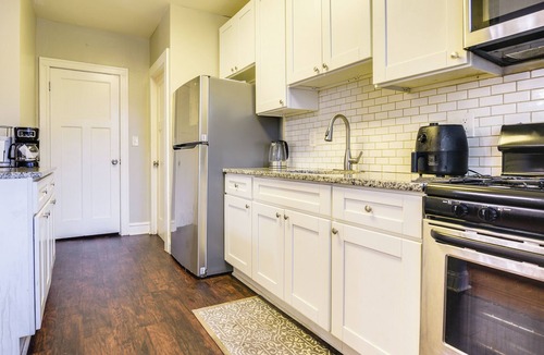 Baltimore House | Baltimore Vacation Rental - Near JHU & Art Museum!
