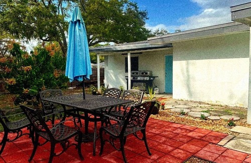 Sarasota Springs House | Bamboo house