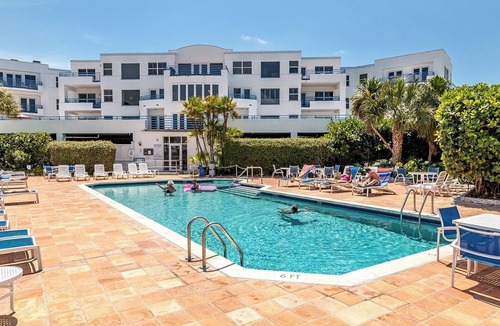Truman Annex Condo | Banana Key