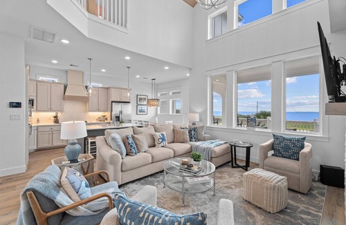 Isla Del Sol House | Bayfront 4BR Galveston | Hot Tub | Sleeps 10