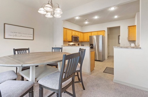 Branson West Villa | BD99-1: Serene 2-BR Family Villa – Your Perfect Getaway