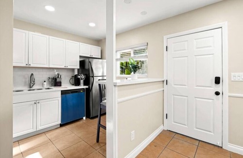 West Beach Apartment | Beach Apartment, Walk Downtown!