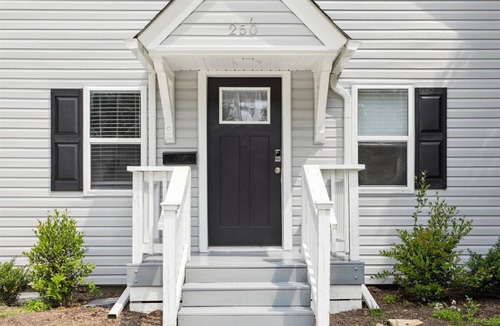 Buckroe Beach House | Beach Bliss in Hampton – Minutes to the Shore!