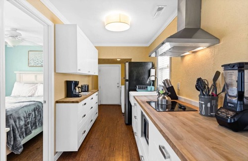Kure Beach Cottage | Beach Cottage With Private Home Gym 2 Blocks From The Beach