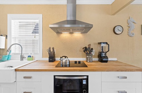 Kure Beach Cottage | Beach Cottage With Private Home Gym 2 Blocks From The Beach