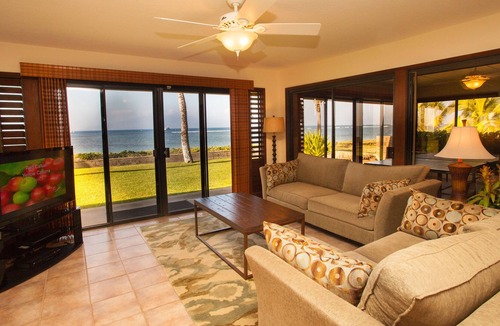 Historic Lahaina Front Street House | Beachfront private home with Pool- Four bedroom/five bath & Master Suite