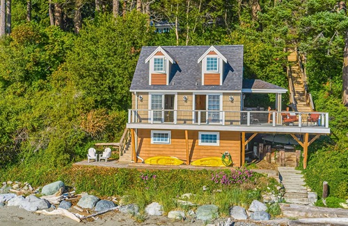 Point Roberts House | Beachfront studio with private patio, wood finishes, kitchenette, & partial AC