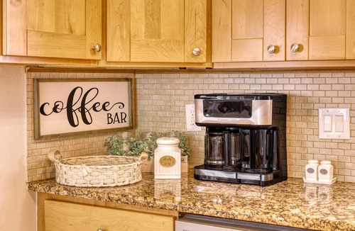 Gulf Gate Estates House | Beachside Bliss: Family House-Siesta Key-3BR/2BA