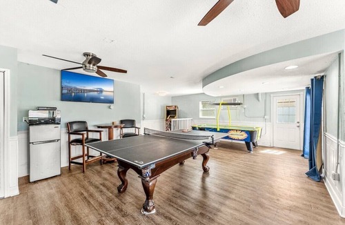 Port Canaveral House | Beachside Fun Oasis - 7 Beds 6.5 Bath, Sleeps 22-30!